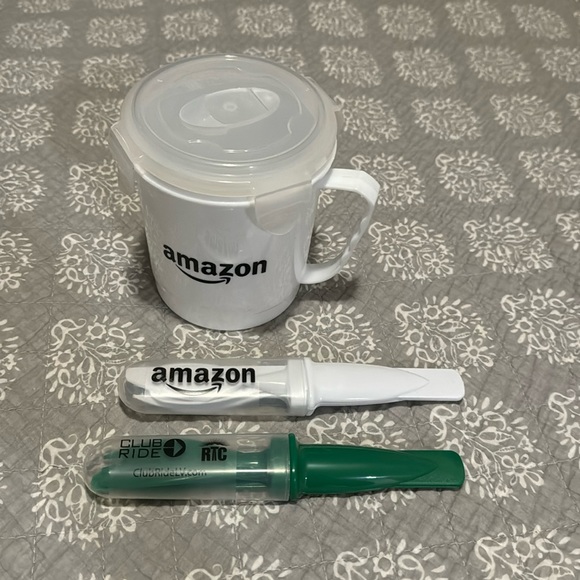 Amazon Food Storage Container and Travel Utensils - Picture 1 of 1
